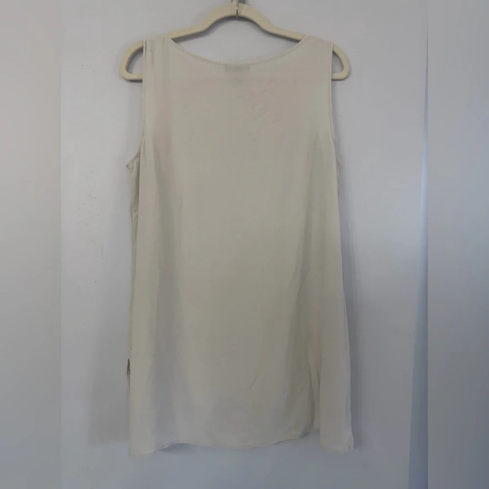 Eileen Fisher Women’s Medium Off-White Cream 100% Silk Sleeveless Hi Lo Blouse - Picture 4 of 6